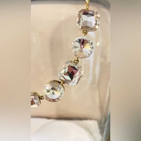 Large Square and Round Rhinestone Necklace - Picture 5 of 7